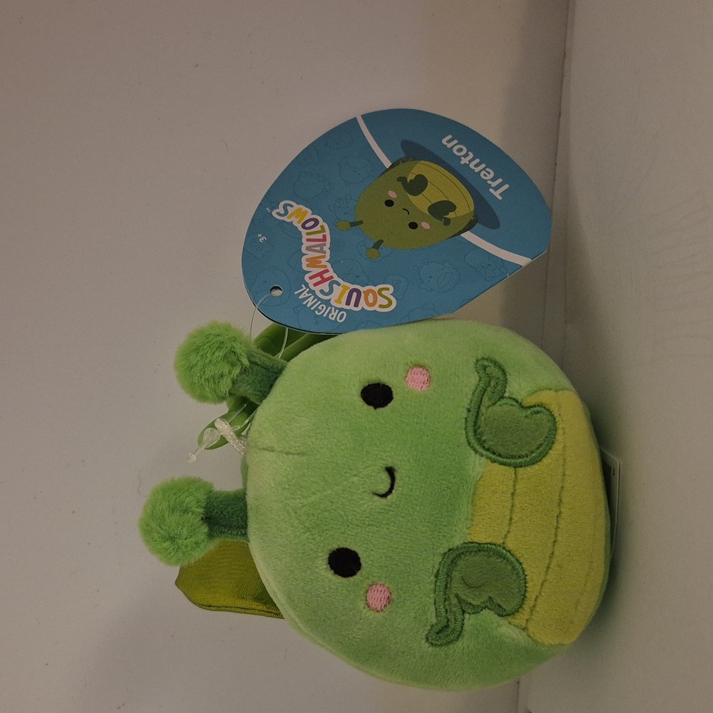 Squishmallows 3.5"" Clip-On Trenton The Praying Mantis, Small, Green